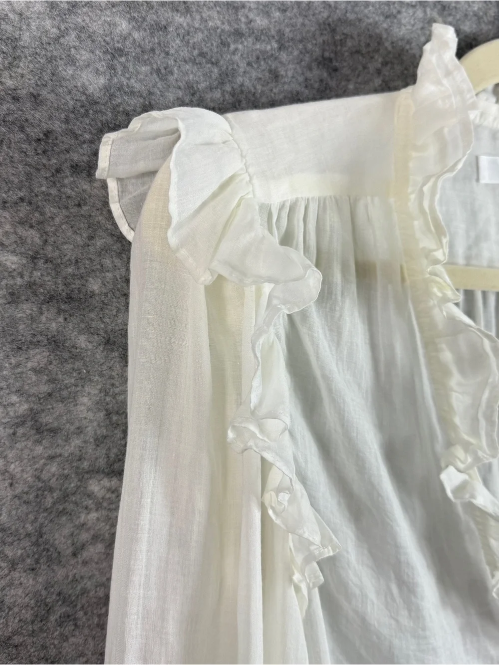 FRAME Ruffled Blouse Lauren White Ramie Gauze Size M Sheer Long Sleeve Top